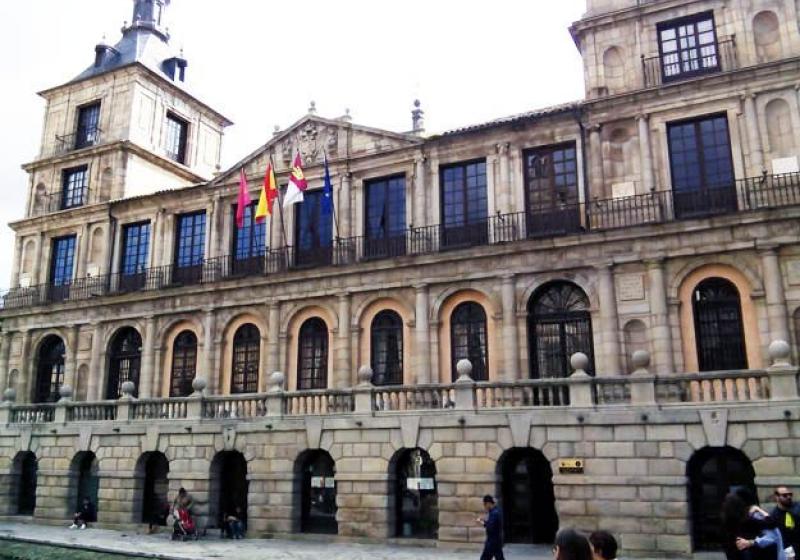 Cierre del interior locales nivel III - Toledo