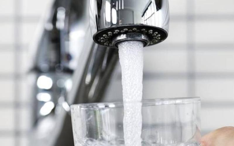 El Ayuntamiento sube la tasa por abastecimiento de agua