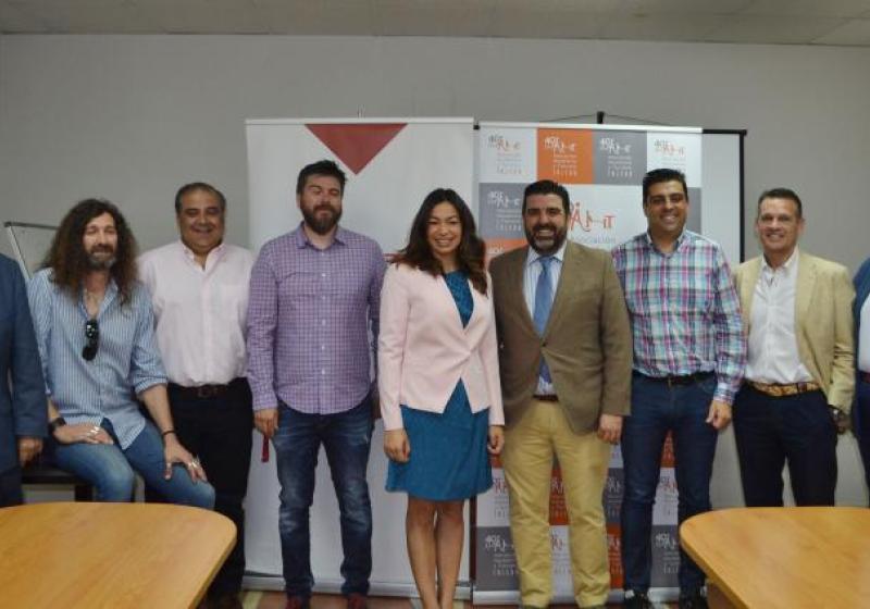 La Asociaci�n de Hosteler�a y Turismo de Toledo transmite a Claudia Alonso sus demandas y objetivos