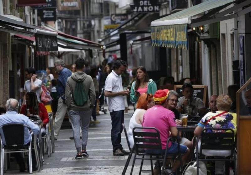 La cifra de negocios de hosteler�a descendi� un 2.9% en abril