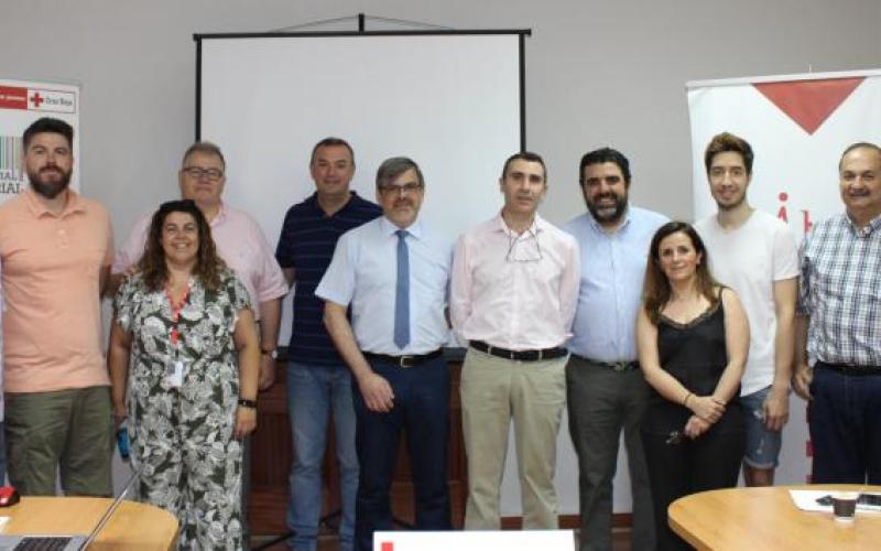 Mesa de Di�logo con Cruz Roja 