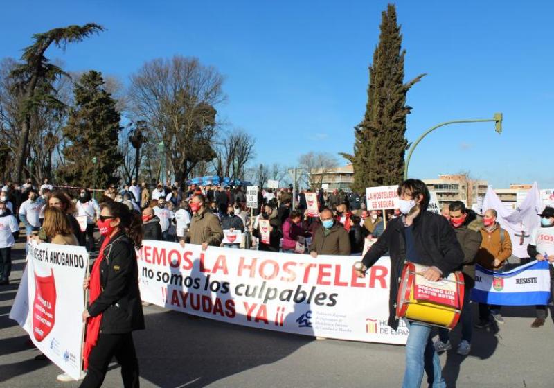 La Federaci�n Regional de Empresarios de Hosteler�a y Turismo de Castilla-La Mancha lamenta los cambios de criterio de la Consejer�a de Sanidad 