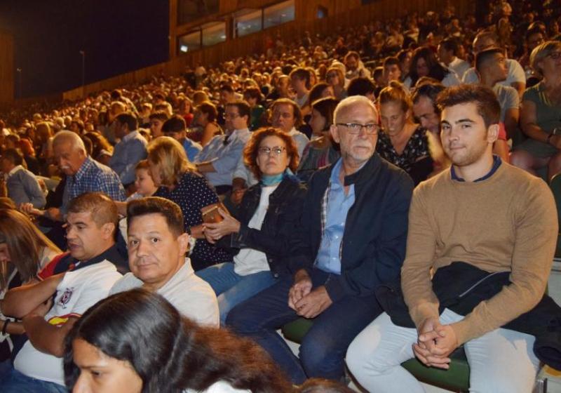 M�s de 300 hosteleros han visitado el parque en �La Noche de la Hosteler�a en Puy du Fou�