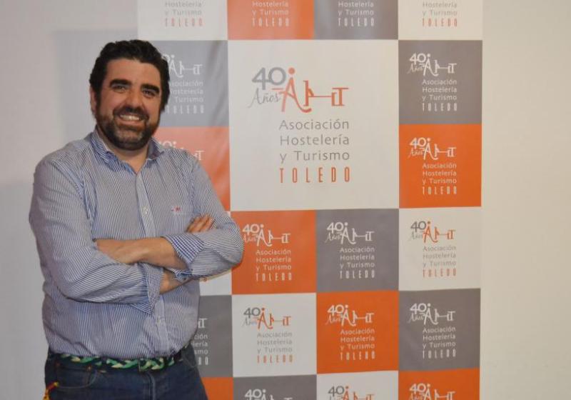 Tom�s Palencia: �Desde el sector hostelero nos sentimos muy satisfechos con el auto del TSJ sobre Puy du Fou�