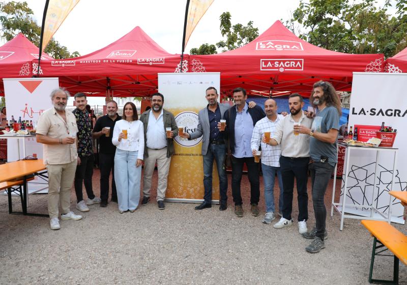 �xito en la inauguraci�n del BeerFestival Toledo con m�sica en directo, Cerveza La Sagra y gastronom�a de Castilla-La Mancha inspirada en las tapas b�varas 