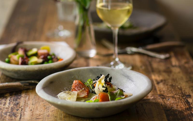 Restaurantes que ofrecen servicios de comidas y/o cenas en Navidad, fin de a�o y Reyes