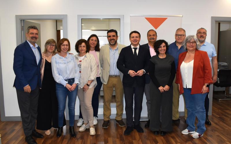 La AHT recibe la visita institucional del presidente de Hosteler�a de Espa�a, Jos� Luis �lvarez Almeida