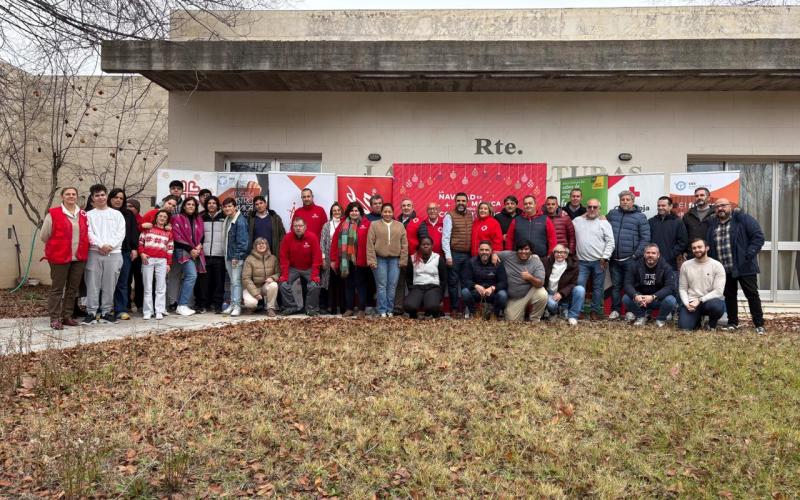 Coca-Cola impulsa junto a la AHT, Cruz Roja y C�ritas el reparto de 400 comidas solidarias en Toledo
