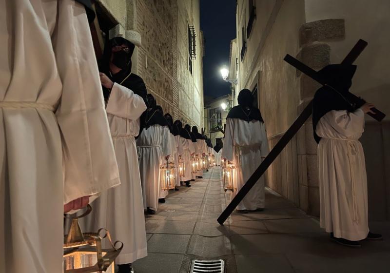 Horarias m�ximos de cierre para Semana Santa